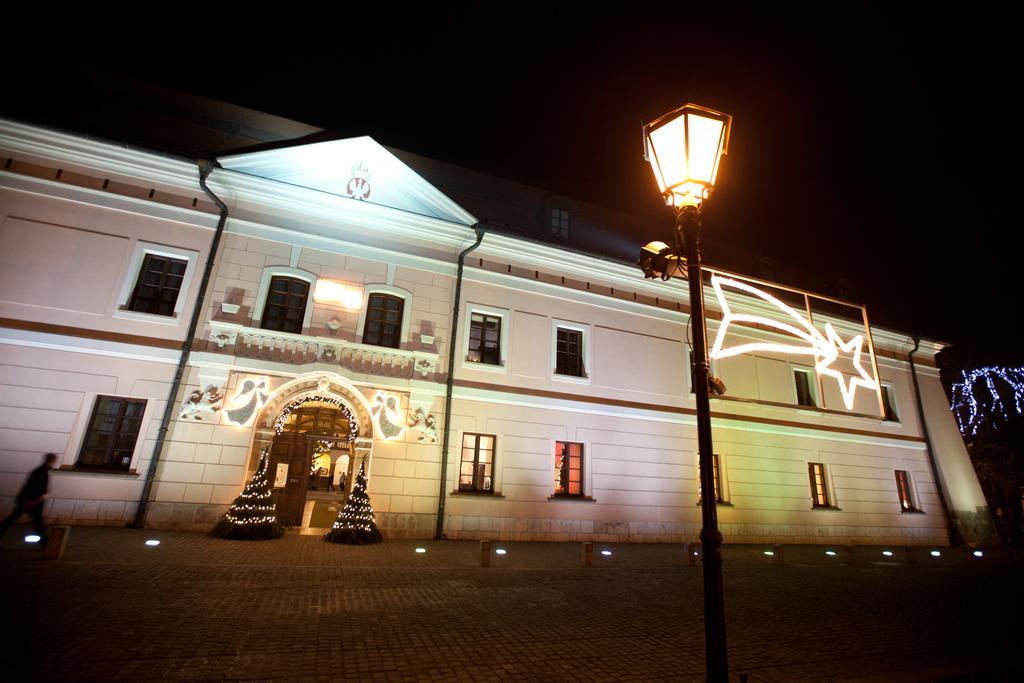 Zamek Krolewski W Niepolomicach Niepolomice Bagian luar foto